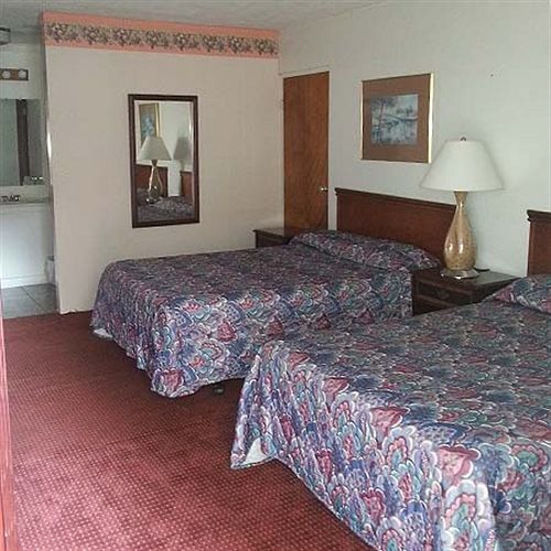 Holiday Lodge Virginia Pearisburg Bagian luar foto