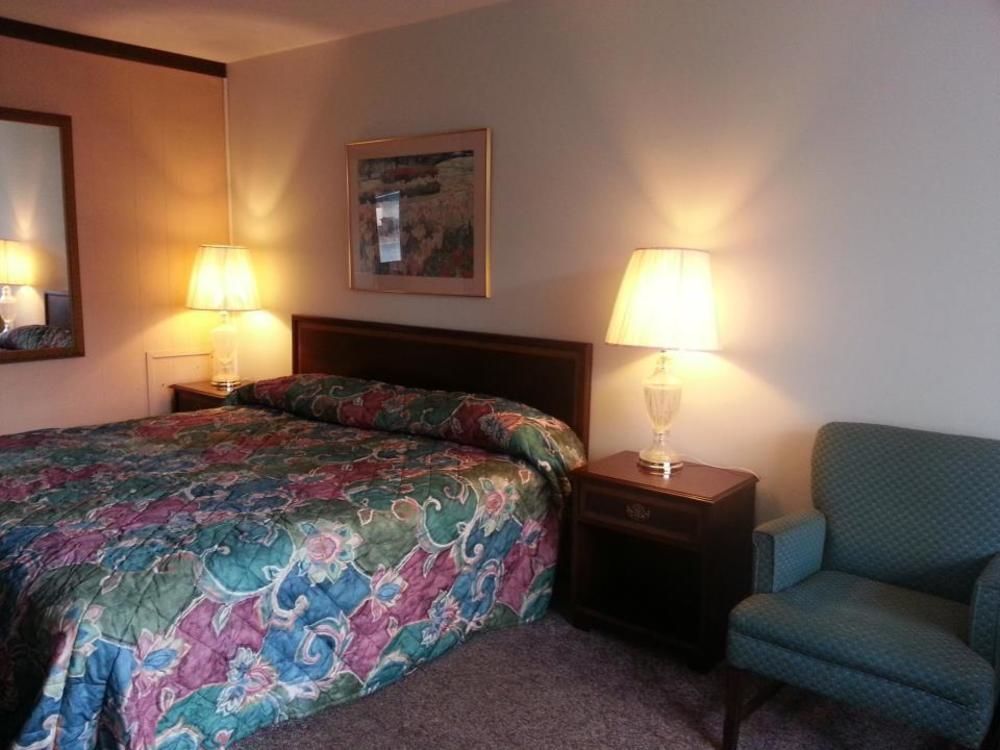 Holiday Lodge Virginia Pearisburg Bagian luar foto